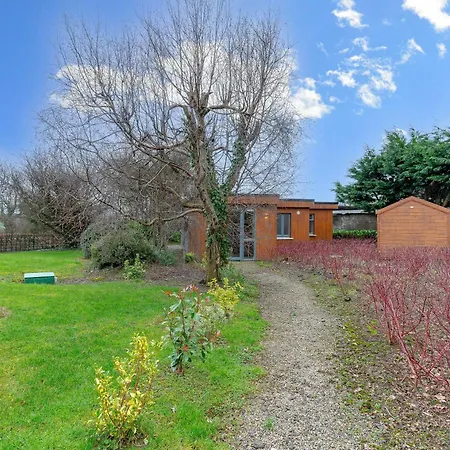 Cosy Ashbourne - Sleeps 4