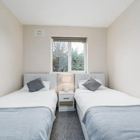 Cosy Ashbourne - Sleeps 4 *